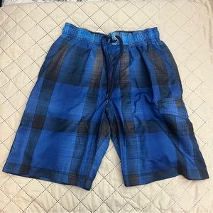 Men’s swim trunks